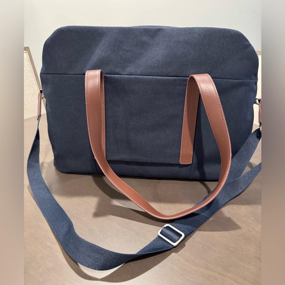 Samsonite Navy Duffel Bag